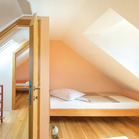 A Stone House 'pojata' Apartment Cista Provo